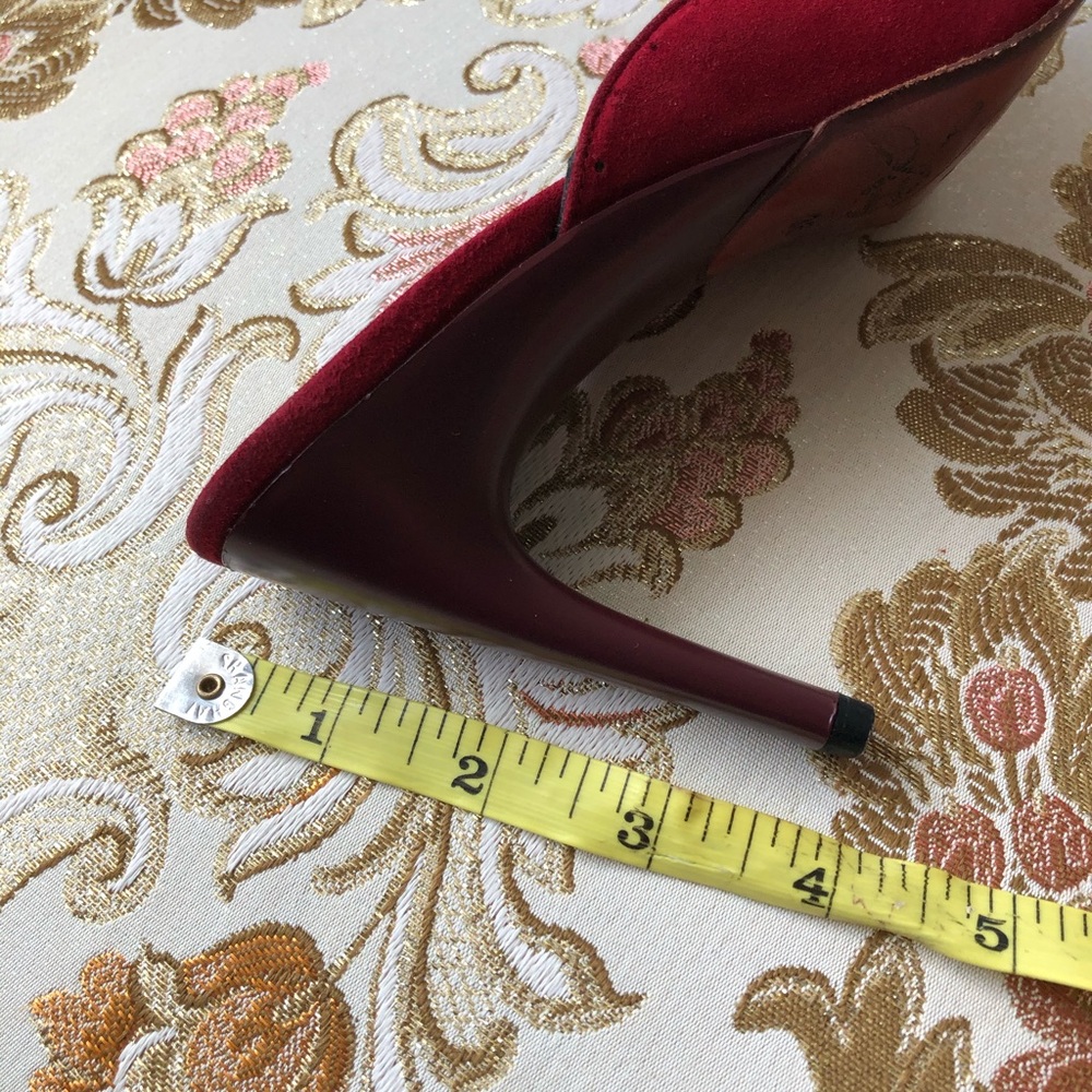 Red heels - Picture 3 of 3